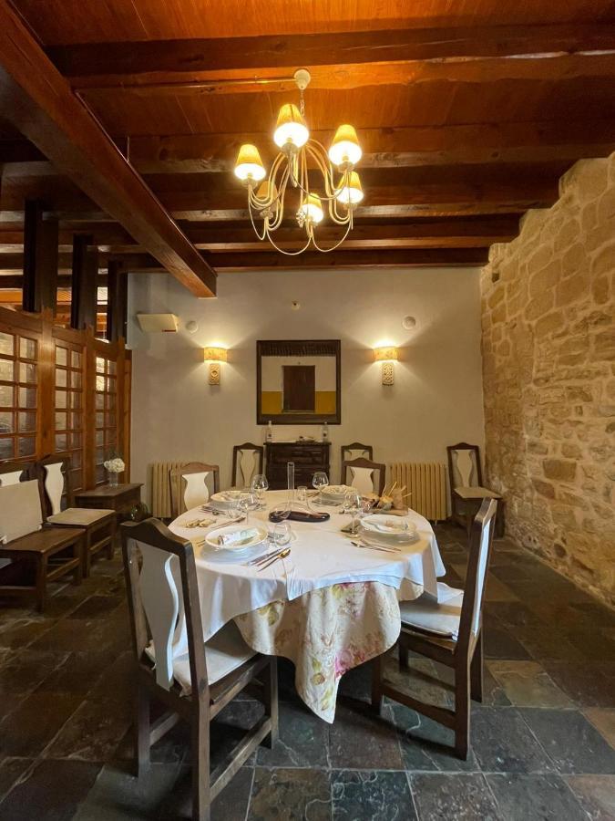 Posada Torre Palacio La Taxuela Villanueva la Lastra エクステリア 写真