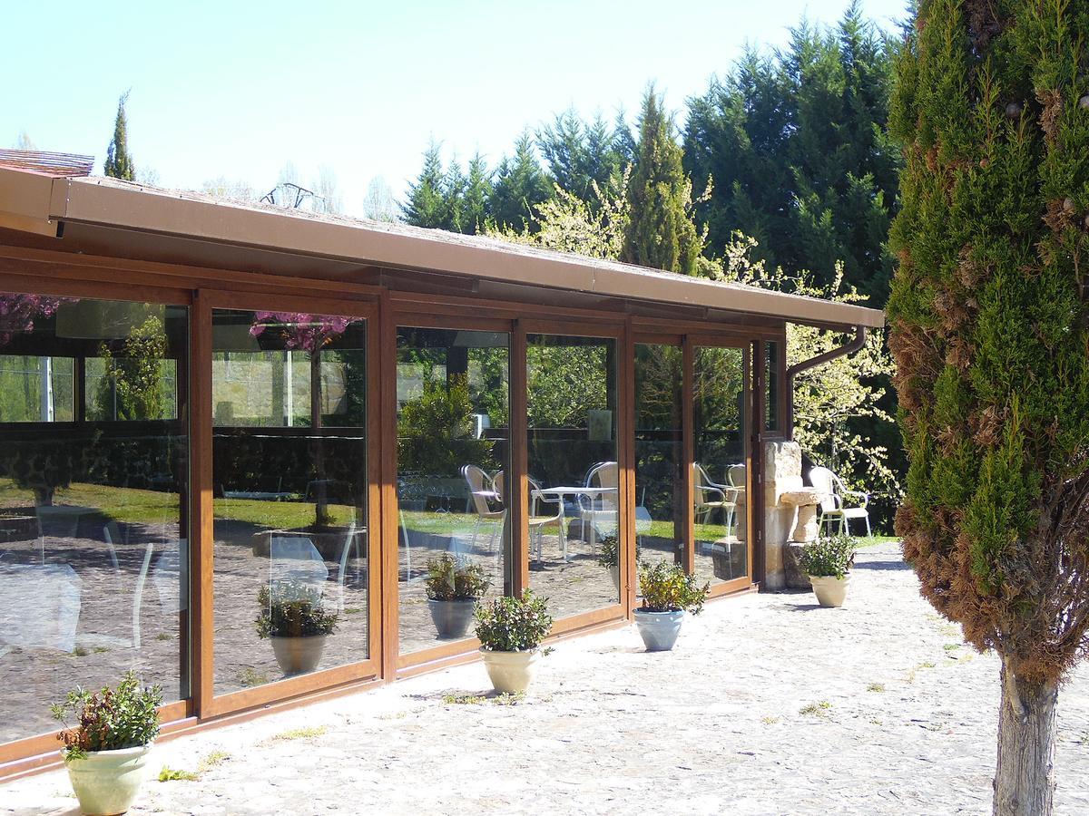 Posada Torre Palacio La Taxuela Villanueva la Lastra エクステリア 写真